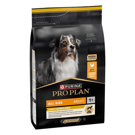 PURINA® PRO PLAN® All Sizes Adult Light Sterilised, granule pro psy s kuřetem