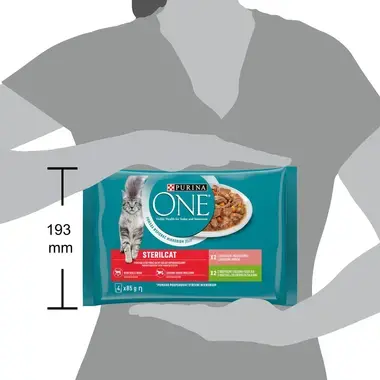 PURINA ONE Multipack STERILCAT minifiletky s krůtím a zelenými fazolkami/s lososem a mrkví
