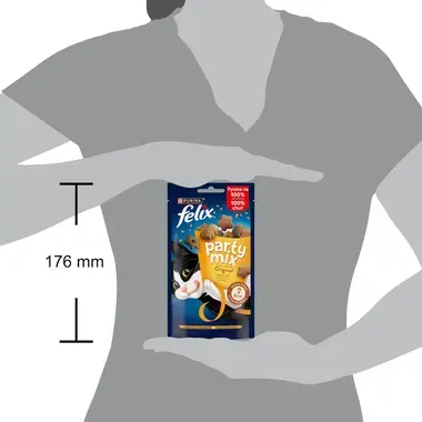Porovnání velikosti packu Felix Party Mix vs tělo člověka